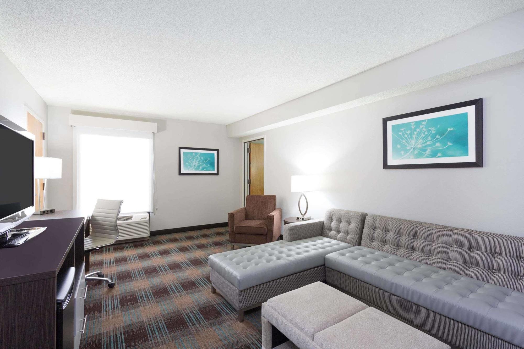 Wyndham Garden Greenville / Spartanburg Airport Kültér fotó
