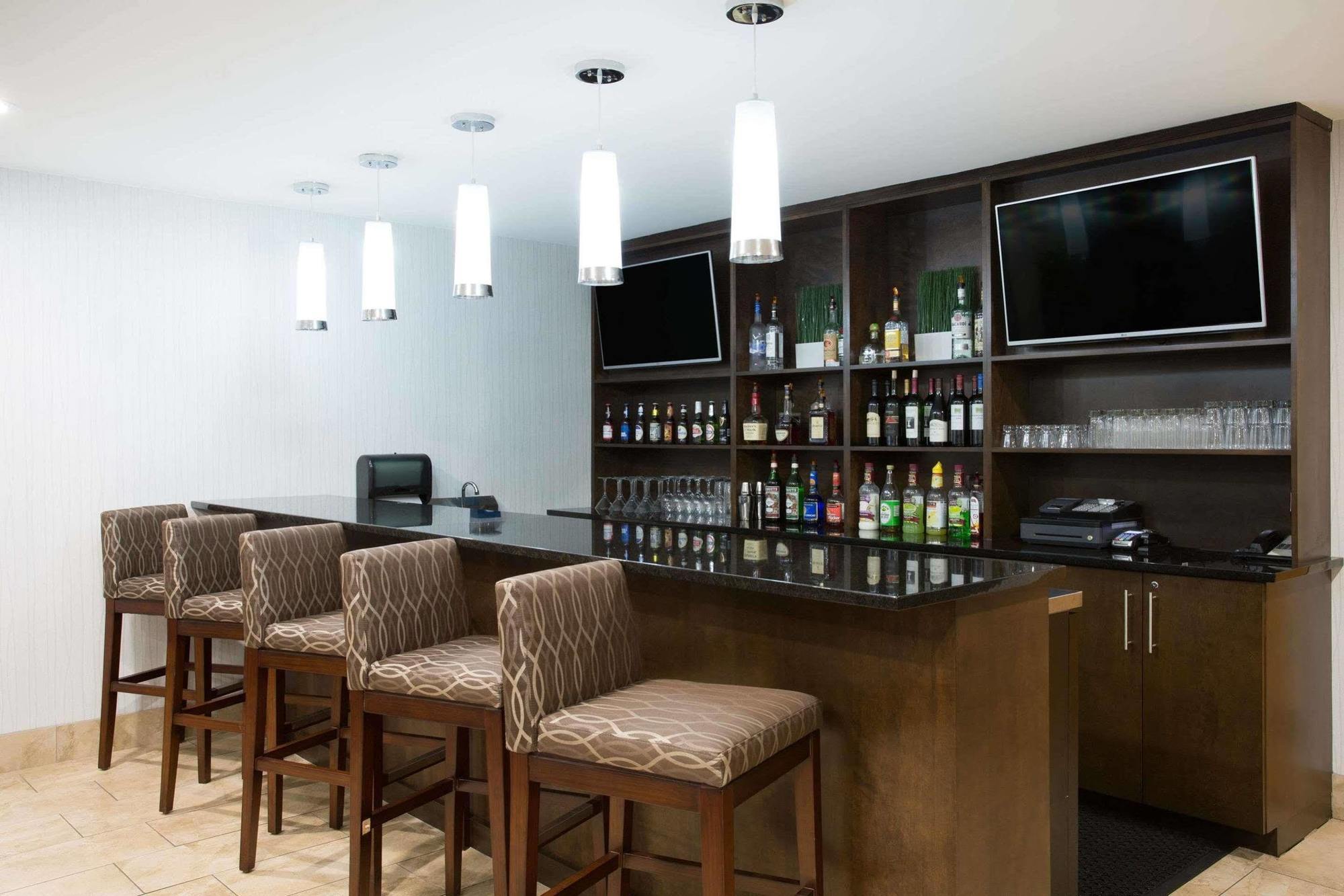 Wyndham Garden Greenville / Spartanburg Airport Kültér fotó
